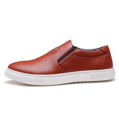 OEM ODM Homens Slip On Sneakers de couro preto / marrom com sola branca