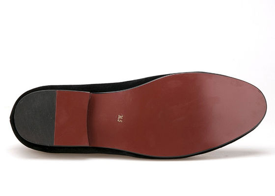 Luxo Homens Velvet Loafers Faixa Casual Estilo Preto Velvet Suede Sapatos