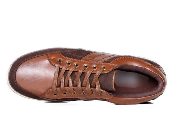 Sapatos de tênis de homem castanho clássico com atacadores, ODM Homens Sapatos de couro genuíno Casual