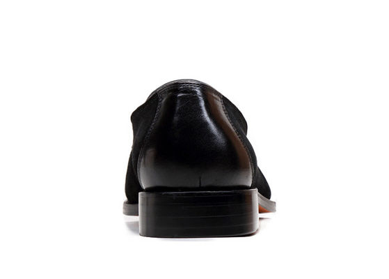 Slip On Tassel Calçados de couro masculino Calçados casuais de couro masculino Mocasins de condução