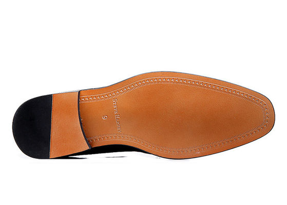 Slip On Tassel Calçados de couro masculino Calçados casuais de couro masculino Mocasins de condução