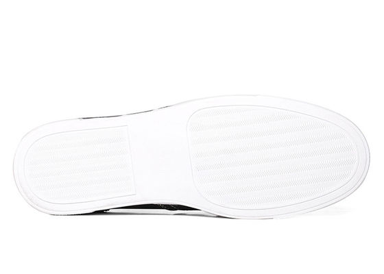 Verão Homens feitos à mão Slip On Sneakers Hollow Out Men's Black Driving Loafers