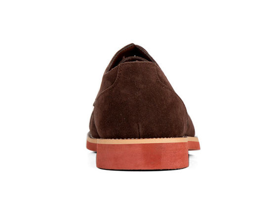 Sapatos clássicos de couro genuíno, dedo redondo castanho, sapatos de condução de camarão.