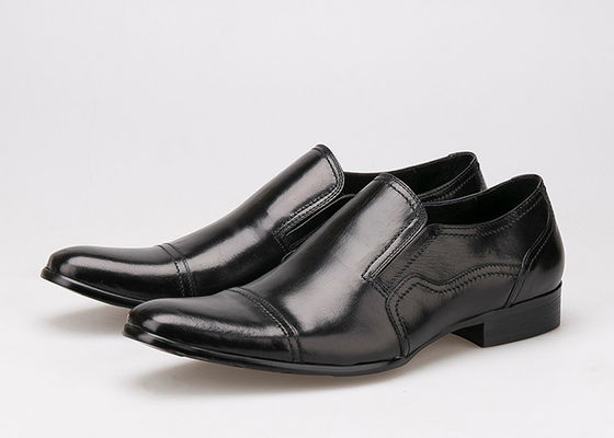 Negócios formais Vestido de casamento masculino Sapatos resistentes ao desgaste de couro preto plano