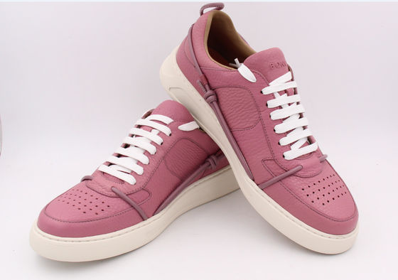 Wisteria Low Top Mulheres Sneaker de couro Dedo redondo Vários tamanhos