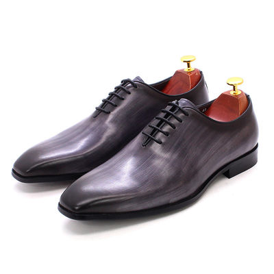 Sapatos de roupa masculina de couro genuíno Itália Sapatos de negócios pretos / castanhos