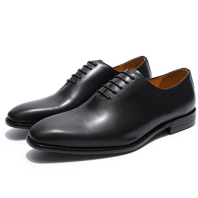 Sapatos de roupa masculina de couro genuíno Itália Sapatos de negócios pretos / castanhos
