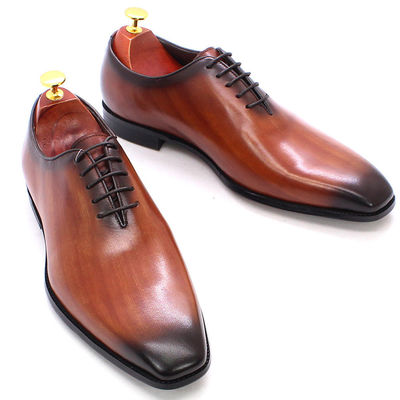 Sapatos de roupa masculina de couro genuíno Itália Sapatos de negócios pretos / castanhos