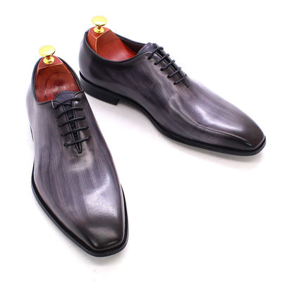 Sapatos de roupa masculina de couro genuíno Itália Sapatos de negócios pretos / castanhos