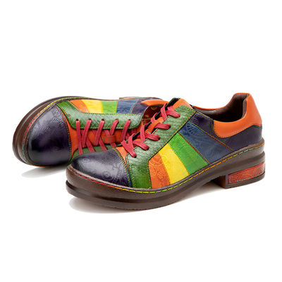 Sapatos de vestido de padrão sólido para mulheres personalizados Sapatos planos de arco-íris polidos à mão
