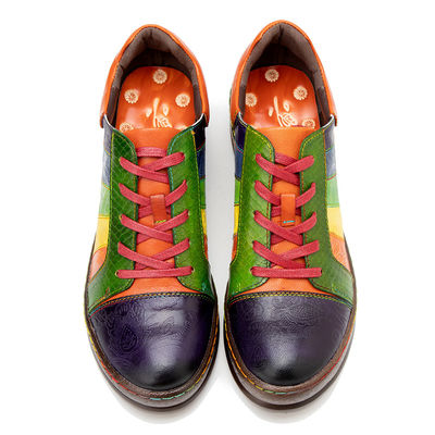 Sapatos de vestido de padrão sólido para mulheres personalizados Sapatos planos de arco-íris polidos à mão
