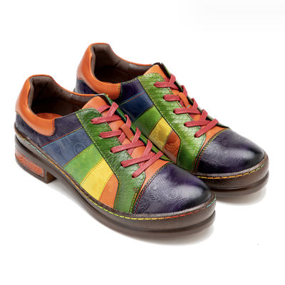 Sapatos de vestido de padrão sólido para mulheres personalizados Sapatos planos de arco-íris polidos à mão