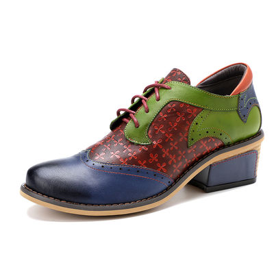 Moda Sapatos de vestido feminino Pedaço pontiagudo ponta de asa Sapatos coloridos de couro vintage