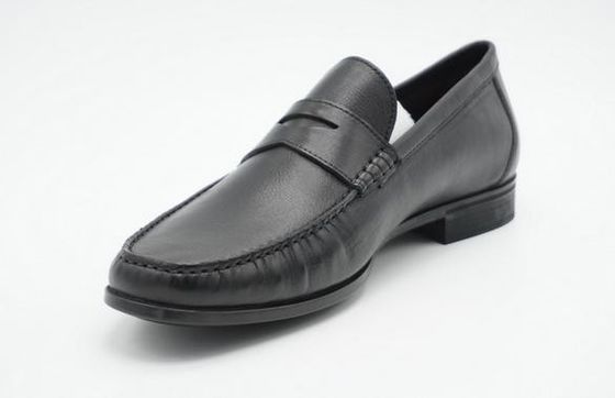 Vestido Moc Homens Loafers de couro Holton Penny Loafer Amostra Disponível