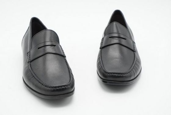 Vestido Moc Homens Loafers de couro Holton Penny Loafer Amostra Disponível