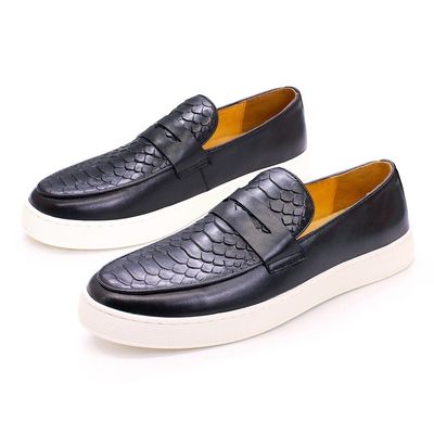 Slip On Sneakers para Homens Sapatos de Dedo Redondo Sapatos de Limpeza de Couro