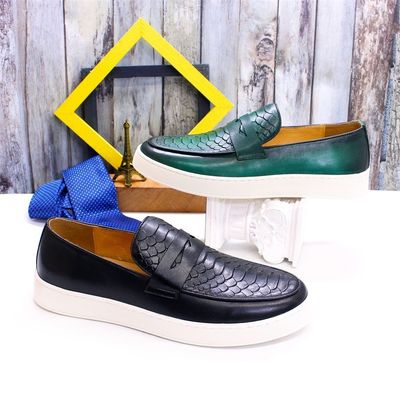 Slip On Sneakers para Homens Sapatos de Dedo Redondo Sapatos de Limpeza de Couro