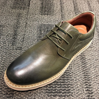 Branco Cor Suede Couro Homens Calçado Casual Flat Sneakers Lace Up Tipo de fechamento