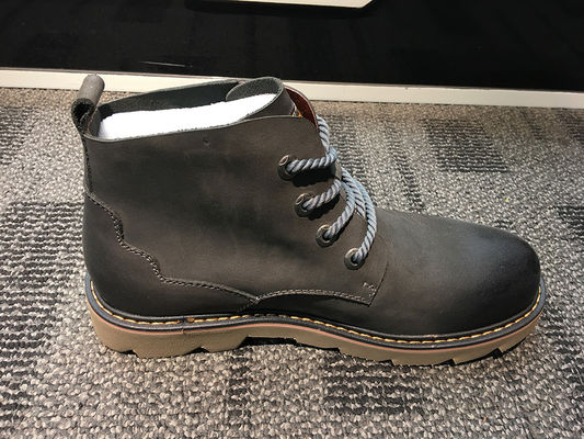 Botas de couro masculino, estilo Brown Martin, para negócios.