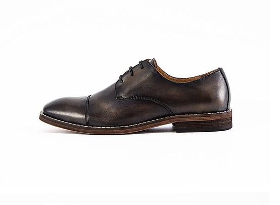 Roupas de noiva impermeáveis para homens Sapatos com atacadores de salto plano Sapatos com listras