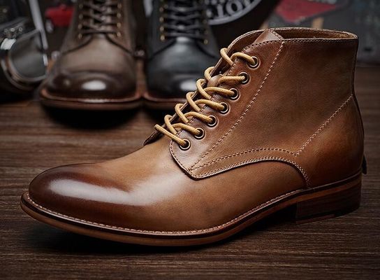 Outono Inverno Vestido de couro masculino Botas de couro de topo alto Botas de couro de algodão - aconchegadas com pelúcia