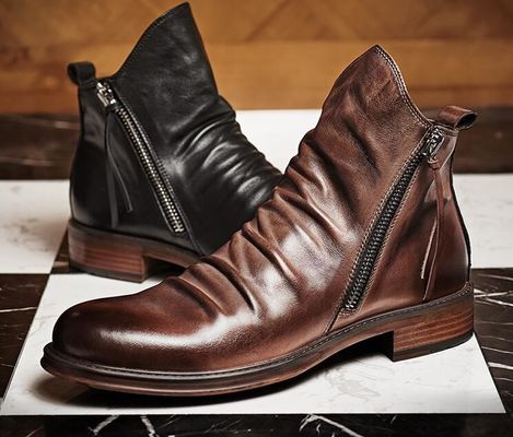 Cores prateadas Slip On Leather Sneakers Round Toe Confortável Calçados elegante de caminhada