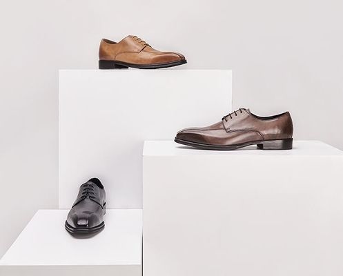 Homens feitos à mão Sapatos de couro Patente preta Pedaço quadrado Pedaço listrado Homens sapatos de casamento