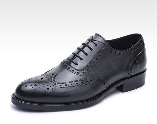 Sapatos de negócios, calçado casual, calçados de festa, calçados para homens.