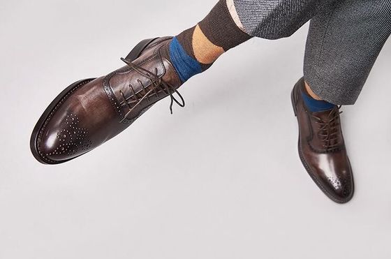 Calçados clássicos em PU para homens de estilo Oxford Calçados feitos à mão para negócios