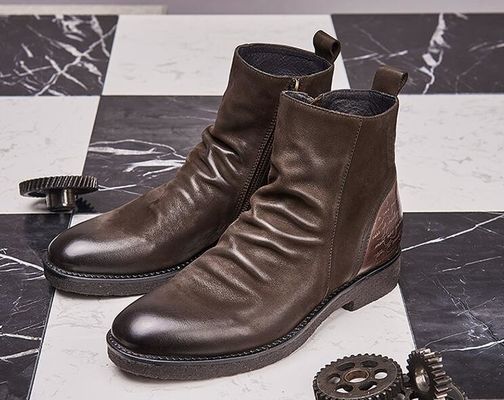 Boas botas de couro, botas de couro, botas de Chelsea.