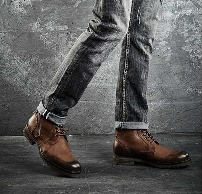 Botas de couro castanho, de couro genuíno, botas de cowboy Martin.