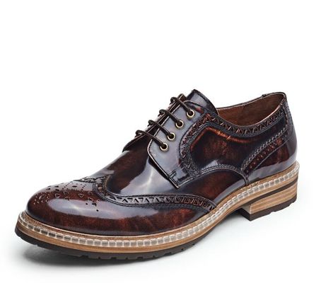 Moda Designer Italiano Homens Vestido Formal Sapatos De Couro Alegre Sapatos De Casamento De Luxo