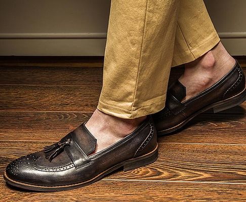 Primavera / Outono Marrom Homem tecido de couro Slip On Sneakers para festa
