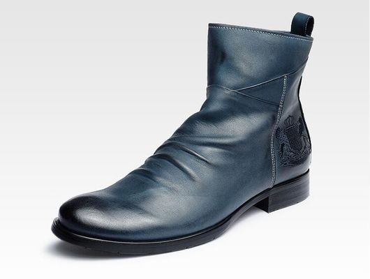 Botas de calcanhar masculino de pé redondo de couro genuíno Botas de elevador masculino casual