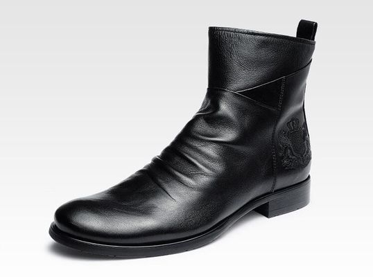Botas de calcanhar masculino de pé redondo de couro genuíno Botas de elevador masculino casual