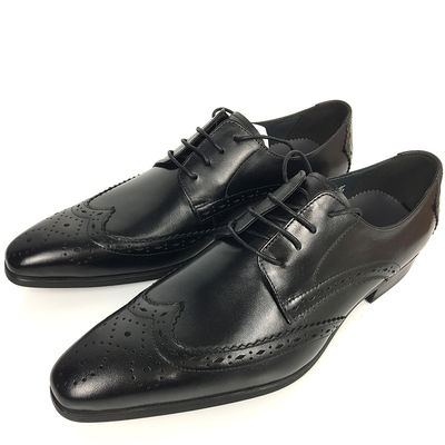 China Atacado Oxfords Desenho Italiano Sapatos de Moda Homens de luxo Oxford vestido Sapatos de casamento Borracha