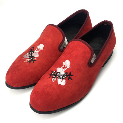 Red Mens Velvet Loafers Skull Style Custom Mens Flat Casual Shoes Sample Disponível