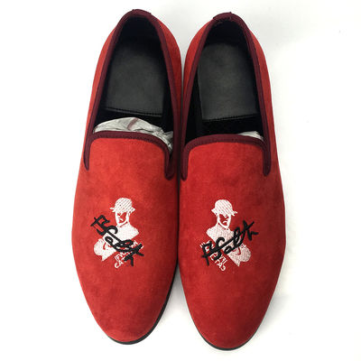 Red Mens Velvet Loafers Skull Style Custom Mens Flat Casual Shoes Sample Disponível