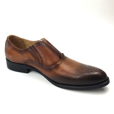 Itália de couro feito à mão Homens de vestidos formais Sapatos de escritório Oxford