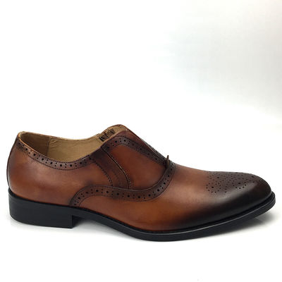 Itália de couro feito à mão Homens de vestidos formais Sapatos de escritório Oxford