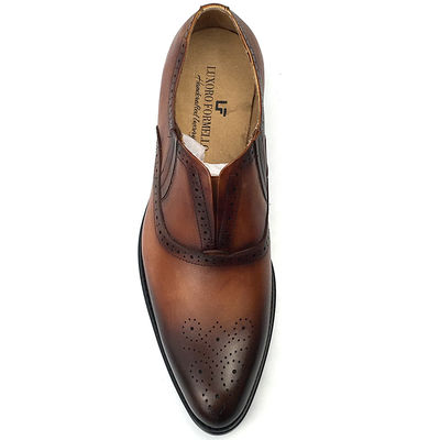 Itália de couro feito à mão Homens de vestidos formais Sapatos de escritório Oxford