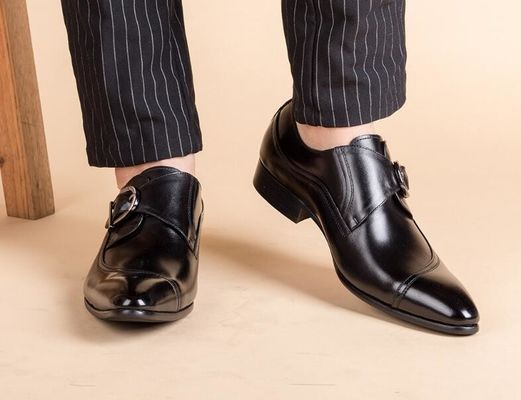 Dedo redondo preto Derby Homens Calçado de couro vestido com fechadura Banquete Oxford