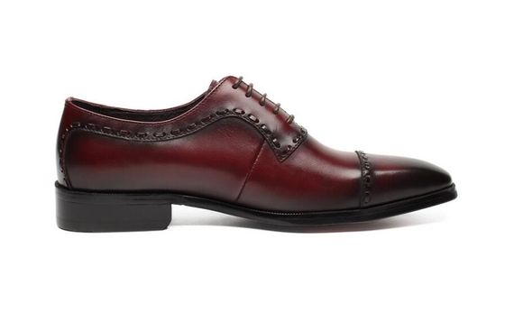 Couro Verão / Outono Vestido de casamento masculino Sapatos masculinos Moda Goodyear sola Oxford