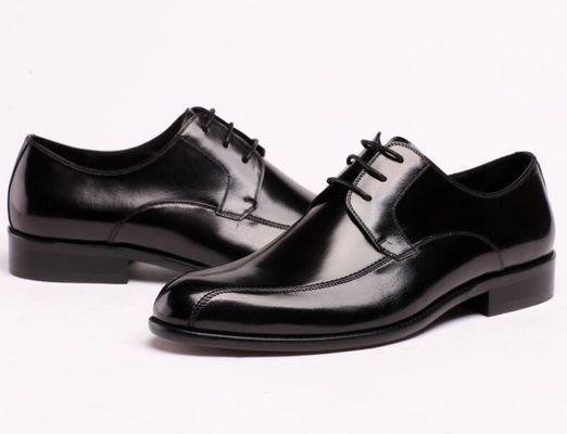 Oficiais de negócios, sapatos de couro, calçados negros, resistentes ao deslizamento.