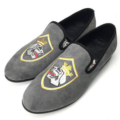 Conforto durável Loafers de couro de grão completo, Loafers pintados à mão em cinza