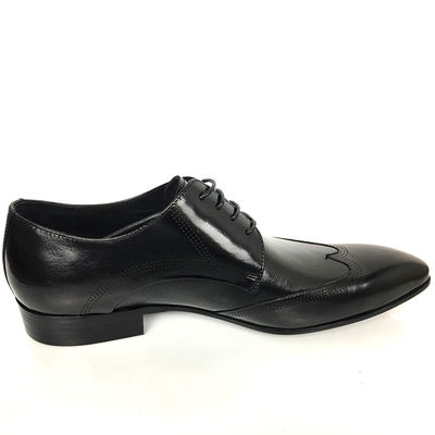 Europa Tamanho 39 - 47 Sapatos de vestido de noiva de homens / Sapatos de couro com renda Brogue