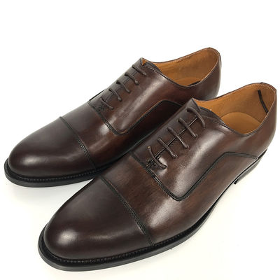 Pés pontiagudos de couro genuíno, vestido de couro masculino, sapatos de negócios, festa de casamento.