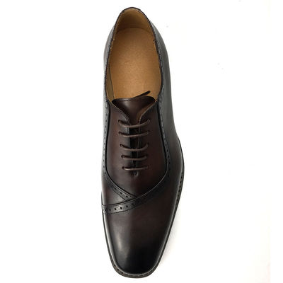 Calçado britânico de estilo masculino pontiagudo / cordel calçado casual cor marrom