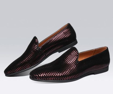 Loafers de couro italiano castanho Homens Loafers de couro tecido com padrão de onda