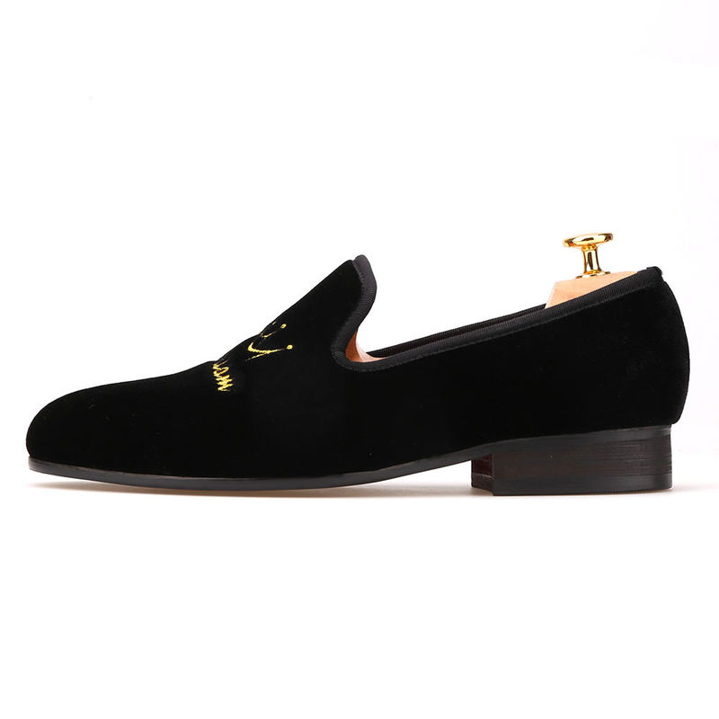 Red Bottom Mens Velvet Loafers Solas de borracha cor personalizada para negócios